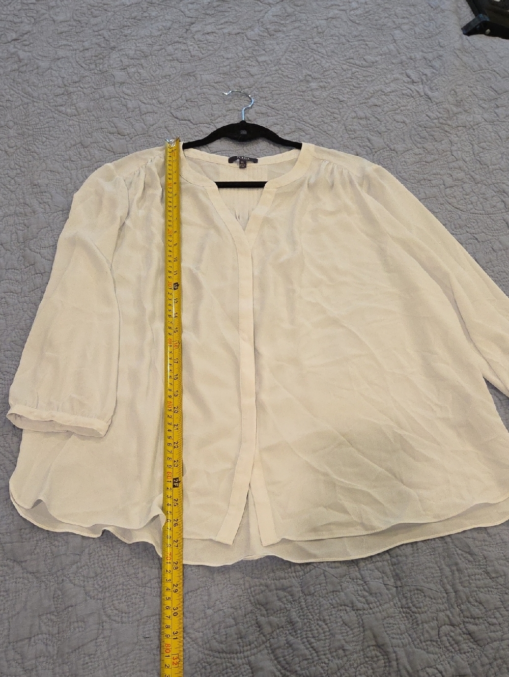 NYDJ White Split-Neck Button-Front Blouse Size XL! - Picture 8 of 8